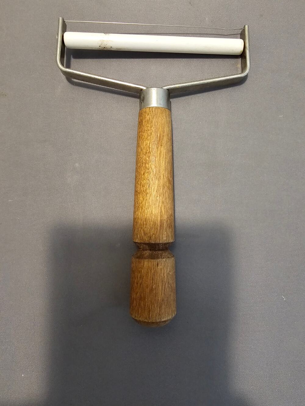 Vintage Cheese Slicer - 4" wide w/Wood Handle - Roller Style